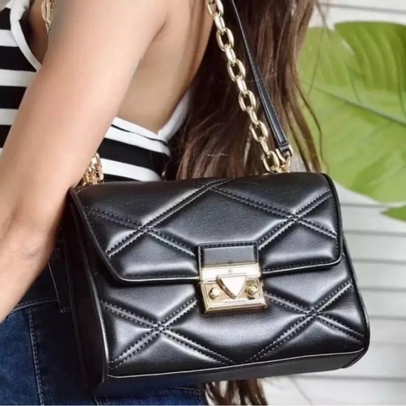 MICHAEL KORS SERENA MEDIUM FLAP SHOULDER CROSSBODY BLACK - Picture 1 of 11